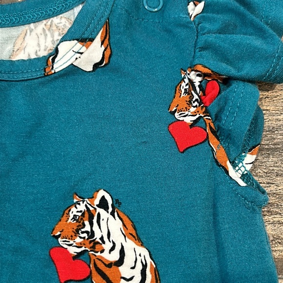 Posh Peanut Bodysuit Twirl - Picture 5 of 5